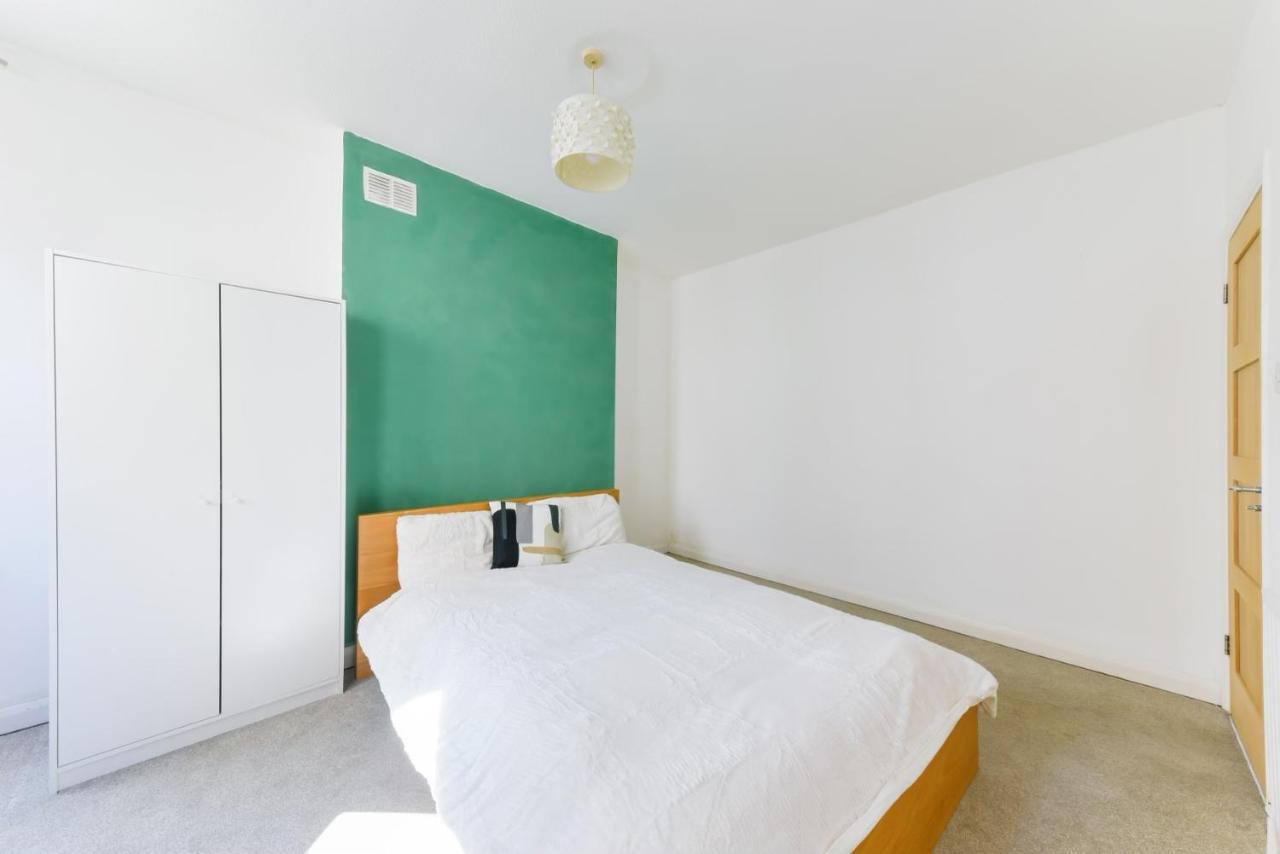 Cozy 1-Bed Apartment In Brixton Londres Exterior foto